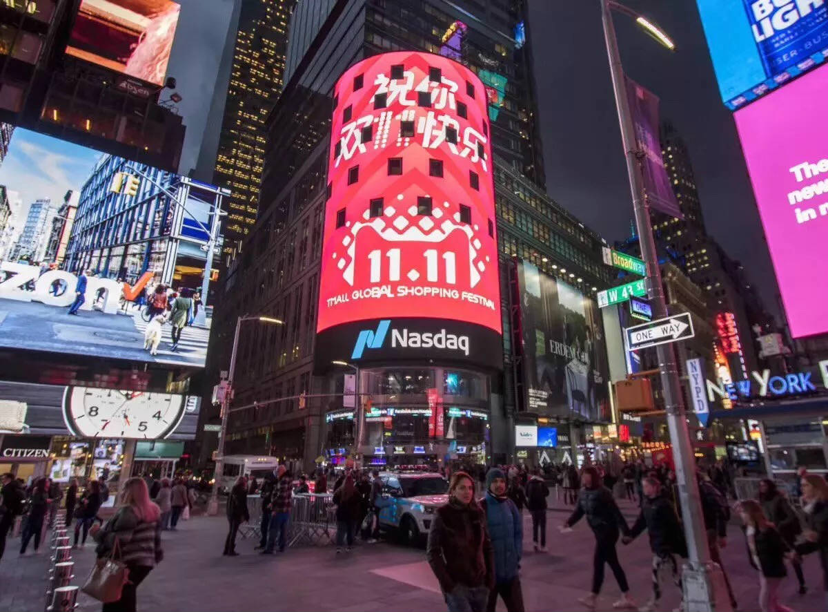 天猫双11在即，纽约时代广场大屏打出大幅广告_meitu_9